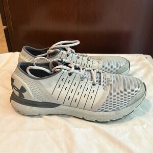 Under armor, Ron, long charged athletic shoes